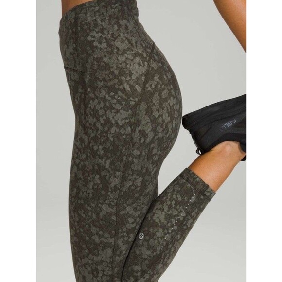 Pants - Lululemon Size 12 Swift Speed High-Rise Tight 25” Green Speckle